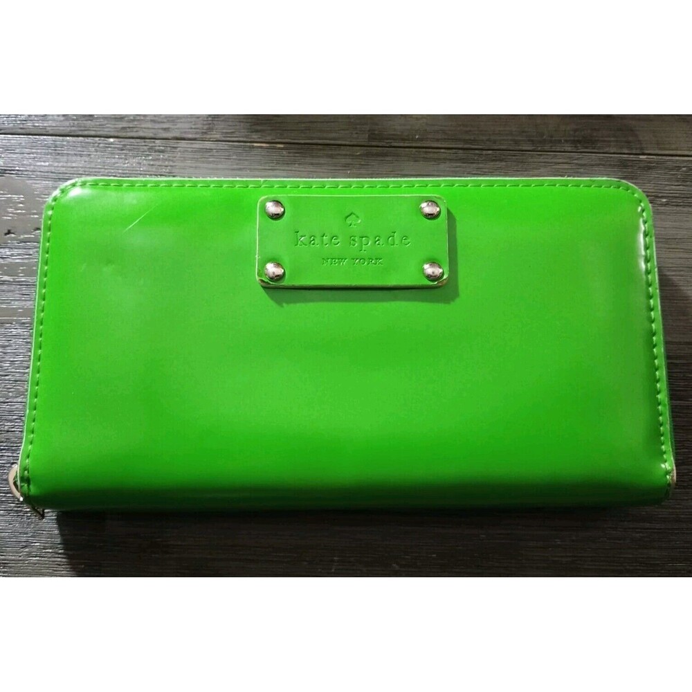 Kate Spade Green Long Wallet  Clutch Wristlet